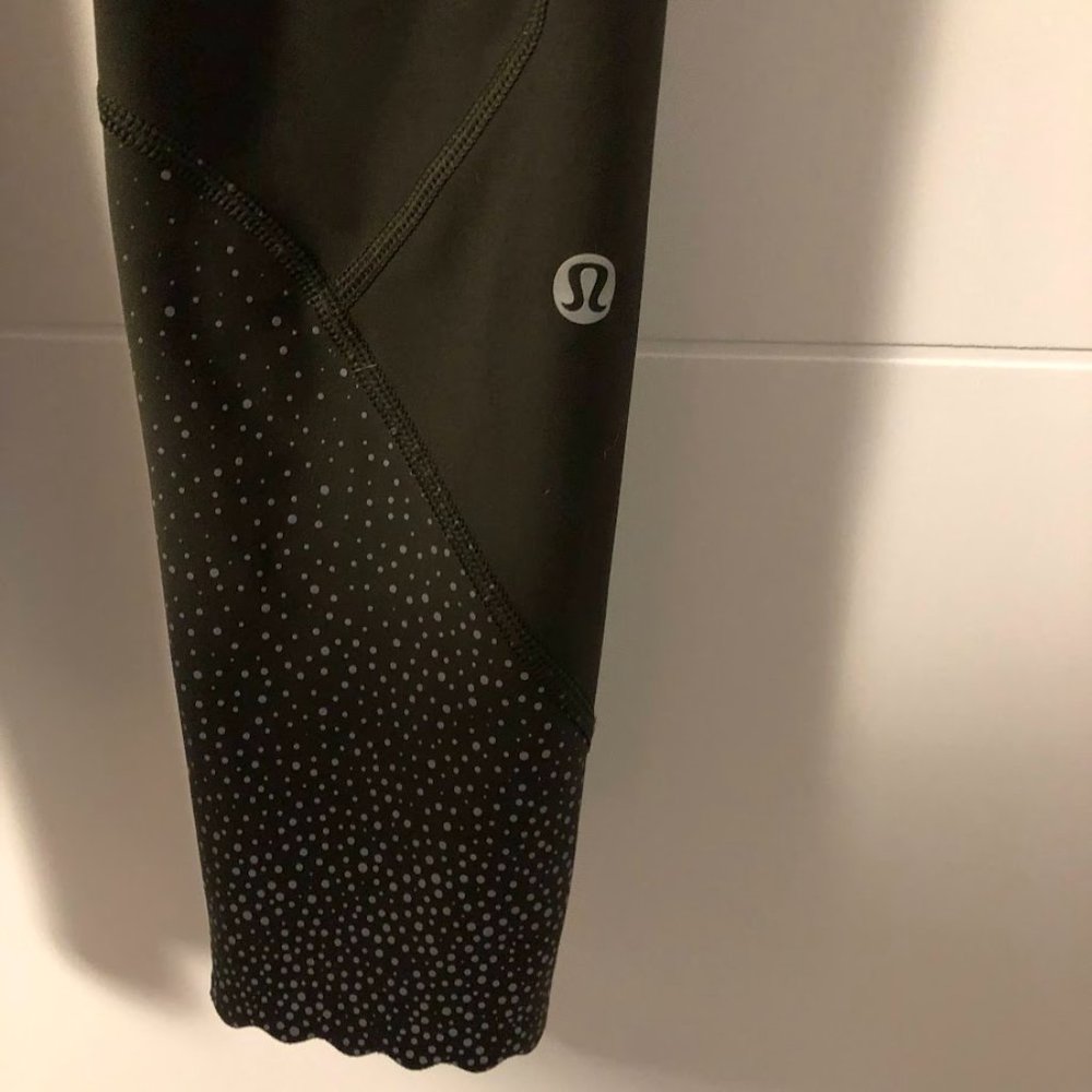 Lululemon Compression Running Tight Stuff Tight I… - image 4